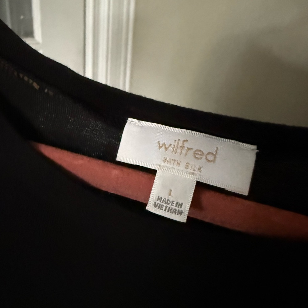 Wilfrid Silk Top (L) - Picture 3 of 5